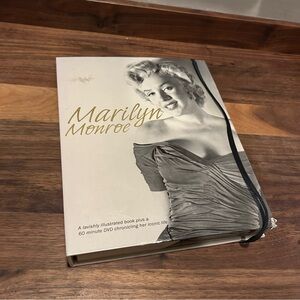 Marilyn Monroe Book + DVD Gift Set Vintage Style Collector Set